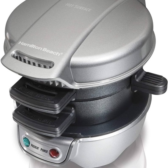 Hamilton Beach Breakfast Sandwich Maker with Egg Cooker Ring - Picture 3 of 8
